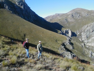 Shale band to be crossed - Photo: Nigel Forshaw